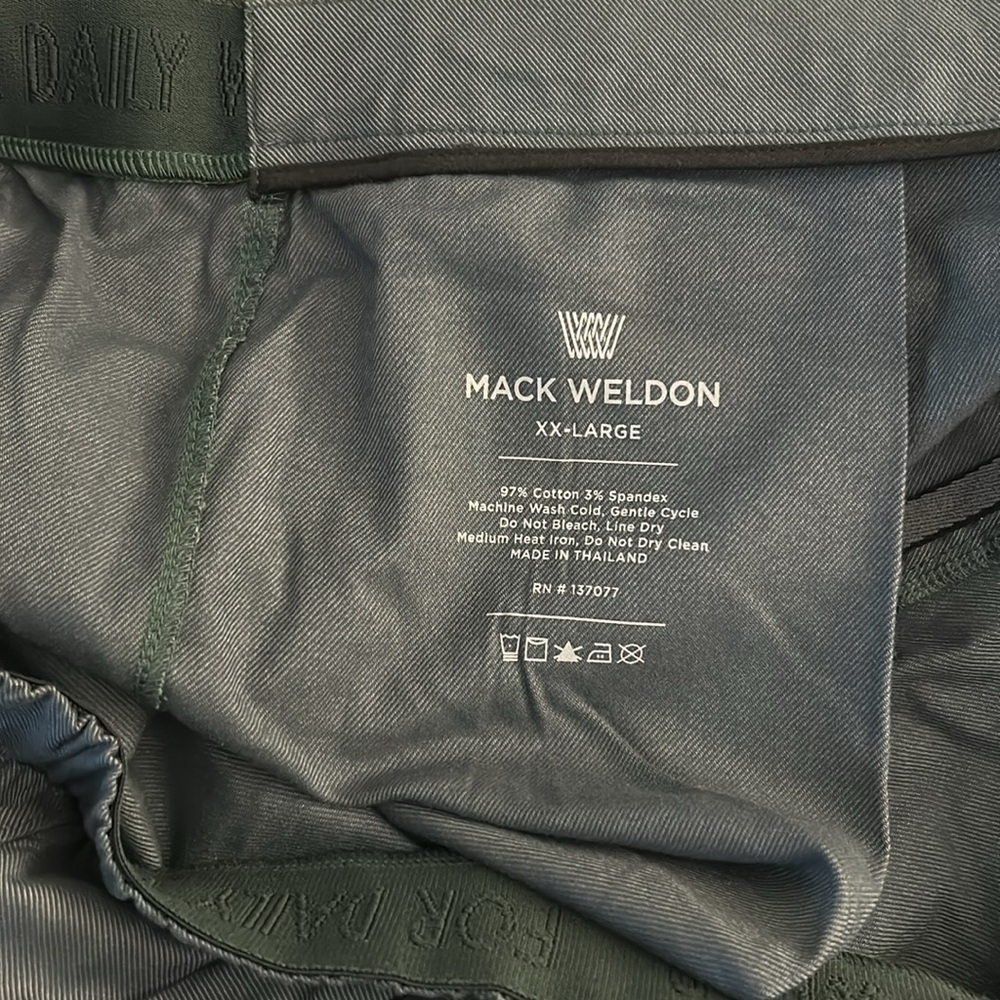 Men's  Pants - Picture 4 of 4